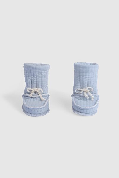 Little Gusto Wellsoft Quilted Blue Baby Booties