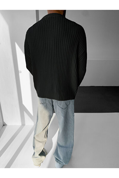 NO1 KONSEPT Μαύρο πλεκτό πουλόβερ με λαιμόκοψη με ραβδώσεις