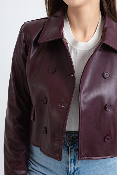 Lafaba Γυναικείο κοντό δερμάτινο μπουφάν με μπορντό κουμπιά