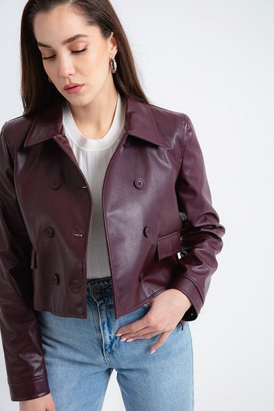 Lafaba Women's Burgundy Buttoned Short Faux Leather Jacket