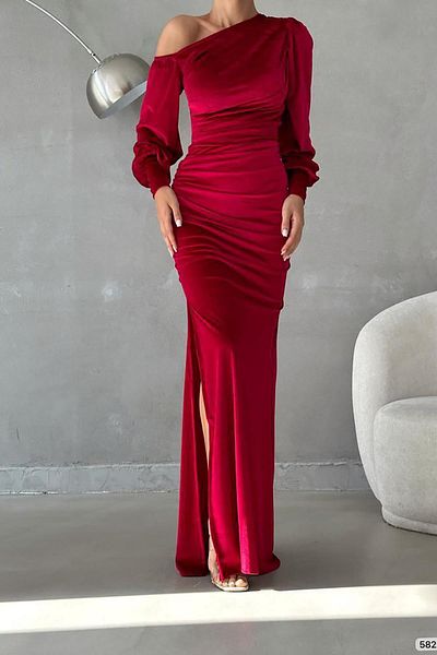 Deafox Burgunderfarbenes One-Shoulder-Open-Detail-Maxikleid aus Samtstoff mit langen Ärmeln