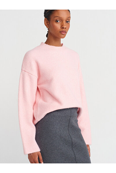Dilvin 10640 Pulover de tricotaj cu textura moale cu decolteu triplu-roz