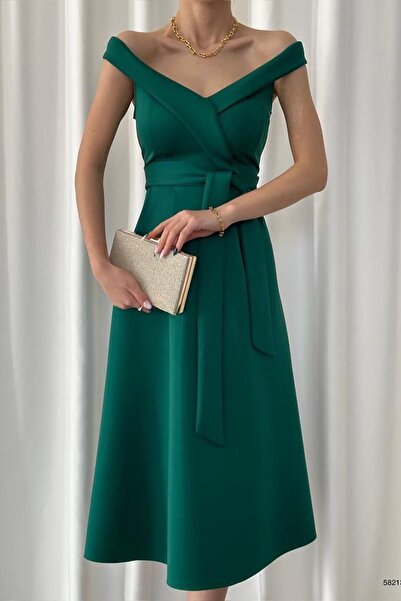 Deafox Zelené potápěčské šaty s límcem Madonna