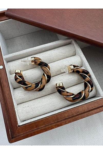 Jerie Gold ve Leopar Deri Detaylı Halka Küpe