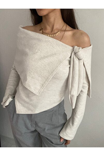 Butik Madonna yaka asimetrik kazak