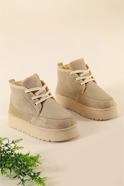 Morlex Kadın Bej Süet Içi Kürklü Kalın Yüksek Taban Yarım Bağcıklı Mini Topuklu Bot