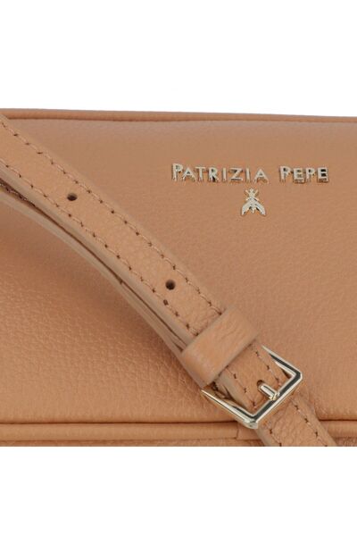 Patrizia Pepe Shoulder bag Leather 21.5 cm