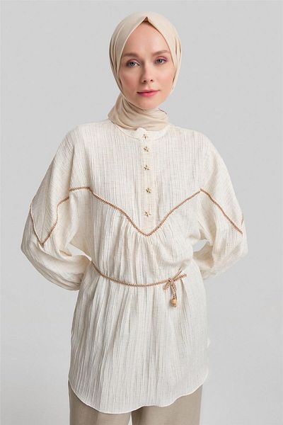Armine Bluză cu șireturi cu dungi ecru - 24y3537