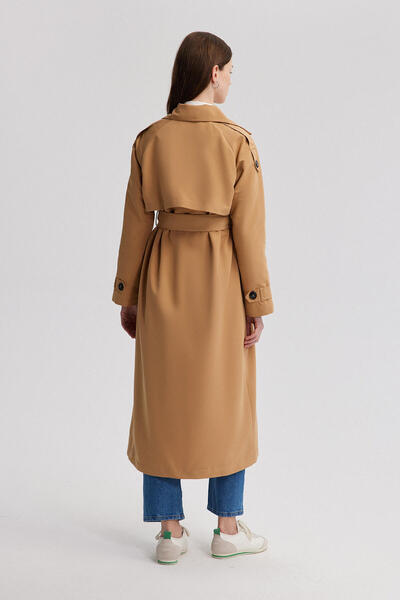 Touché Privé Trench Coat with Waist Belt and Epaulet Detail