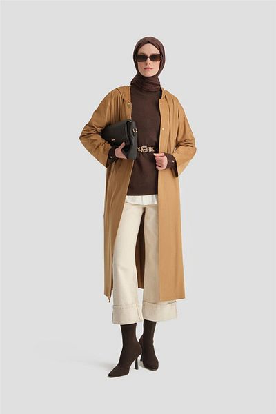 Armine Camel Suede Wear - Cut Detail, 24K5606 Model