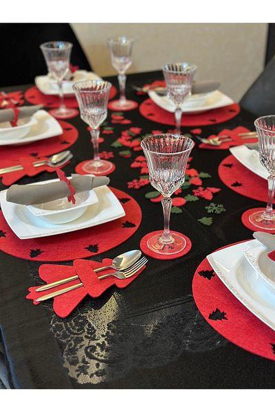 Bellacasa Red 4-Person New Year's Themed American Serving Table and Dinner Set