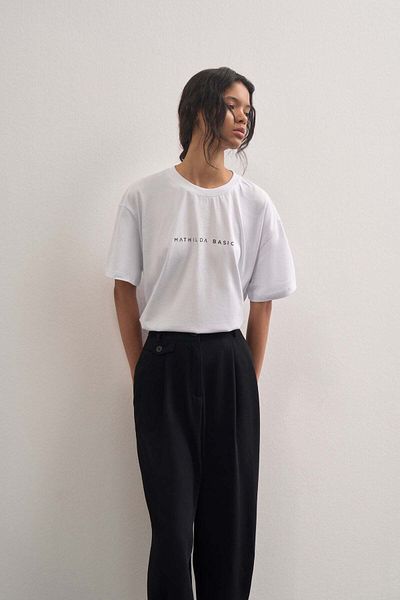 Mathilda By Çiğdem Bilici Tricou de bază pentru femei
