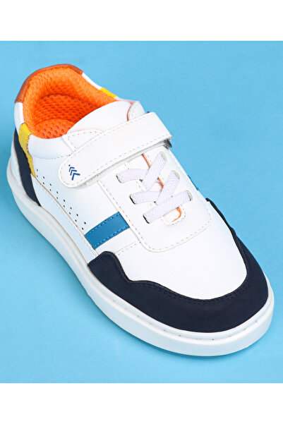 Pine kids Velcro Closure Casual Shoes - White