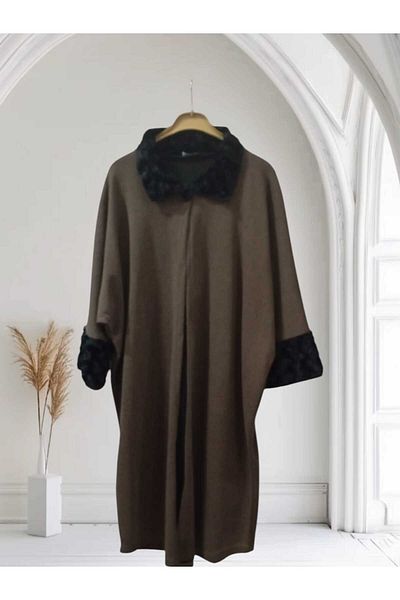 birsen içgiyim Furry Bat Sleeve Poncho for Every Body