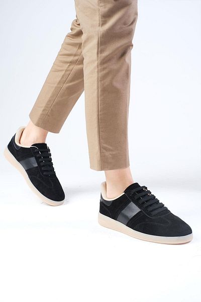 Mio Gusto Pantofi sport casual pentru femei Nicole din piele intoarsa autentica de culoare neagra