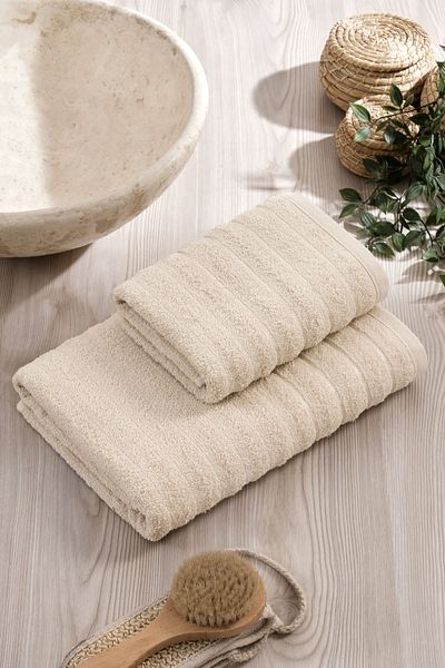 Elaganya 2-Piece Bathroom Towel Set