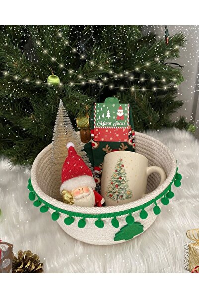 Genel Markalar Çam Ağaçlı Yılbaşı Hediye Sepeti