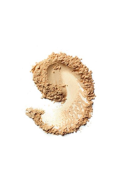 BOBBI BROWN Moisturizing Intensive and Light Powder Foundation with - Warm Ivory Passi.4935
