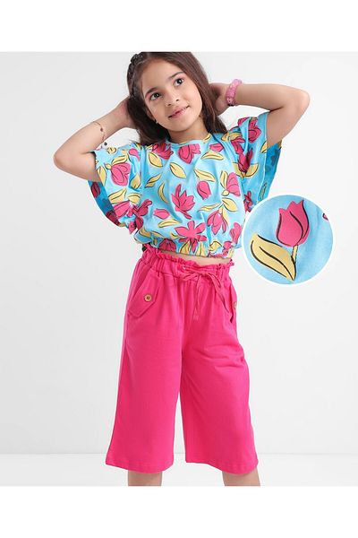 Ollington St. Ollington St. Cotton Knit Flutter Sleeves Floral Print Top & Capri Set - Blue & Pink