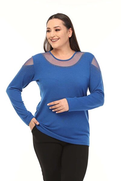 RMG GAMZE MODA BUTİK Yaka ve Omuz Taş Detaylı Büyük Beden Bluz