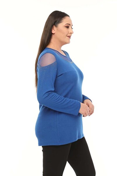 RMG GAMZE MODA BUTİK Yaka ve Omuz Taş Detaylı Büyük Beden Bluz