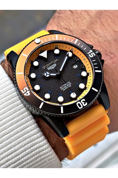 Quantum Men's Wrist Watch with Sapphire Glass Automatic Mechanism - 20 Atm Waterproof Silicone Bands 1115.652