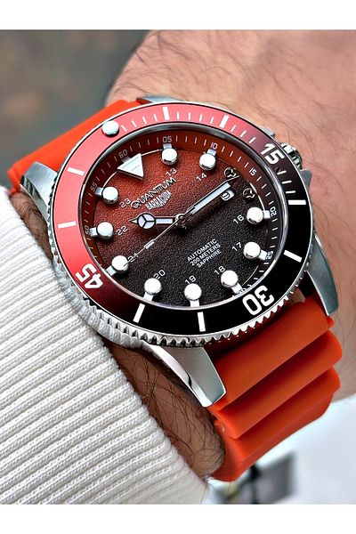 Quantum Men's Wristwatch - Automatic Mechanism, 20 Atm Waterproof, Steel Case with Silicone Cord