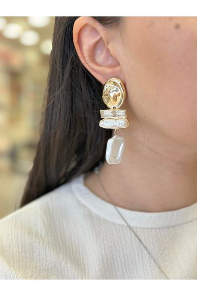 mos&more Stylish Women's Earrings with White Pearl Detail