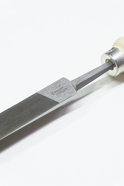 Nicholson 8” 20 cm Regular Üçgen Profesyonel Hassas Kesim Bıçak Testere Eğesi - 1 Adet