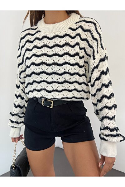 Modamorfo Pulover scurt ajurat cu model în zig-zag - negru