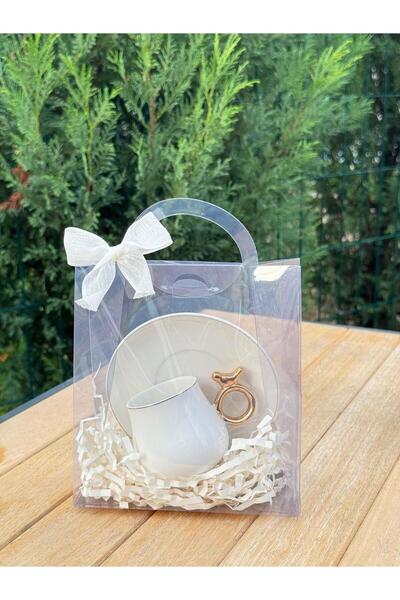 Ara Porselen Özel Hediyelik Çantasında Bir Adet Kuş Detaylı Fincan Beyaz