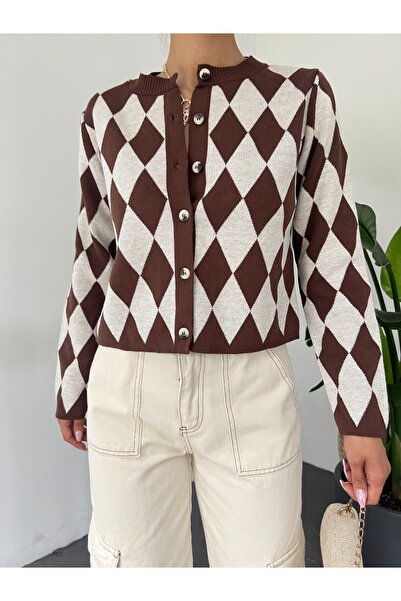 Modamorfo Crew Neck Buttoned Diamond Pattern Cardigan