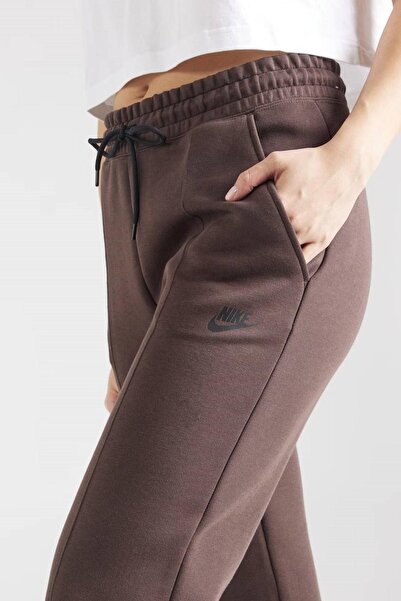 Nike Sportswear Tech Fleece Standart Fit Mid Rise Jogger Brown Kadın Eşofman Altı Kahverengi