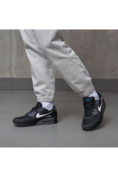 Nike Air Max 90 Men's Sneaker Shoes