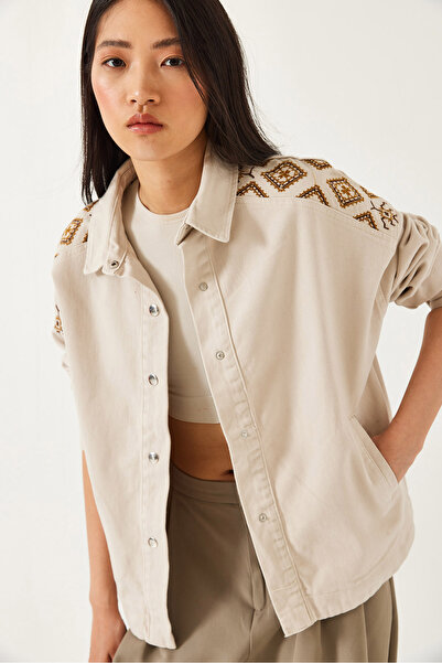 Bianco Lucci Women's Ethnic Embroidery Patterned Gabardine Jacket