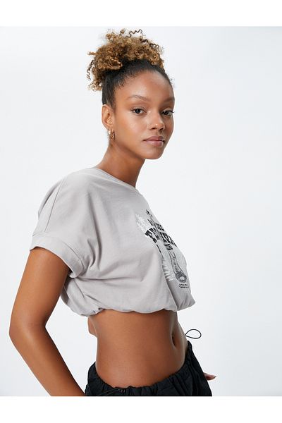 Koton Crop T-Shirt Relaxed Cut Slogan Printed Crew Neck Short Sleeve