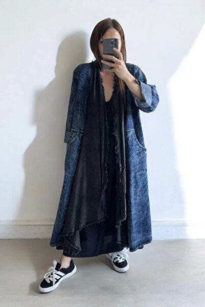 Butik Blugi garniți din bumbac caftan-negru