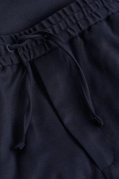 Calvin Klein Erkek Hafif Pamuklu Kumaş İp Bağlamalı Jogger Mavi Pantolon K10K113934-CHW