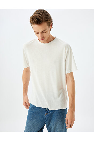 Koton Ανδρικό μπλουζάκι με κοντό μανίκι με λαιμόκοψη από βισκόζη ανάμεικτο λευκό 5SAM10032HK