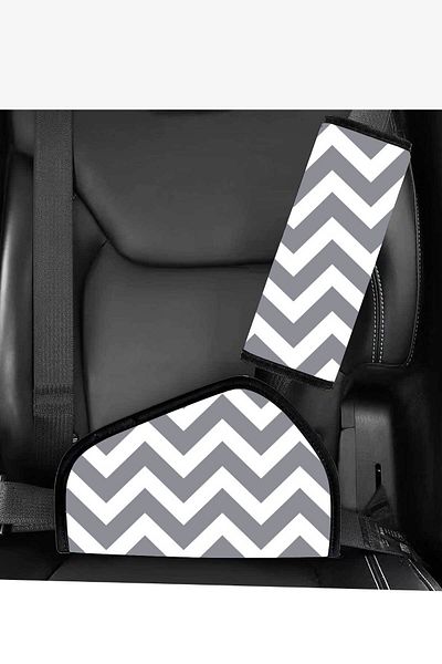 RevuBaby Child Reducing Set with Zigzag Pattern - Car Seat Belt and Pillow