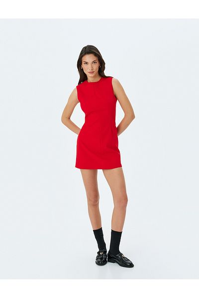 Koton Ärmelloses Minikleid in A-Linie mit Rundhalsausschnitt