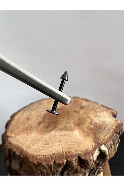 Karınca Piercing Spike Pointed Tip Nail Ear Helix Tragus Flat Nose Conch Lip Piercing