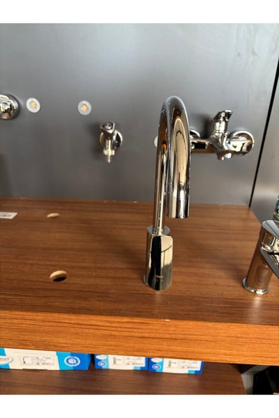 KALE Tandem Kitchen Faucet