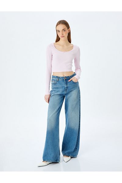 Koton Lace Detailed Long Sleeve Slim Fit Crop T-Shirt