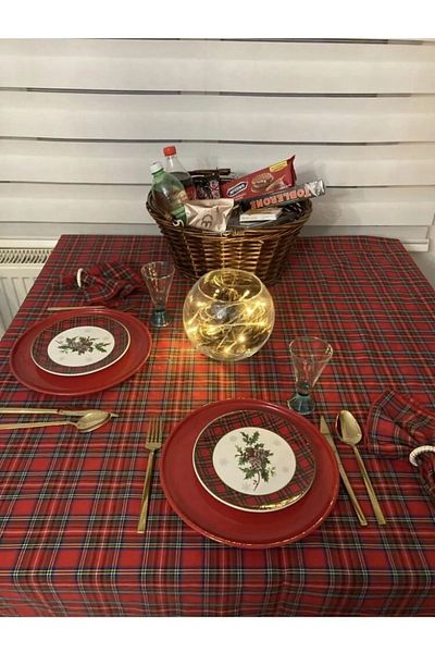 AfgTech Christmas Tablecloth