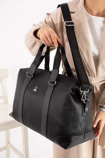 Çanta Trend Geantă neagră unisex de dimensiuni mari cu curea de umăr