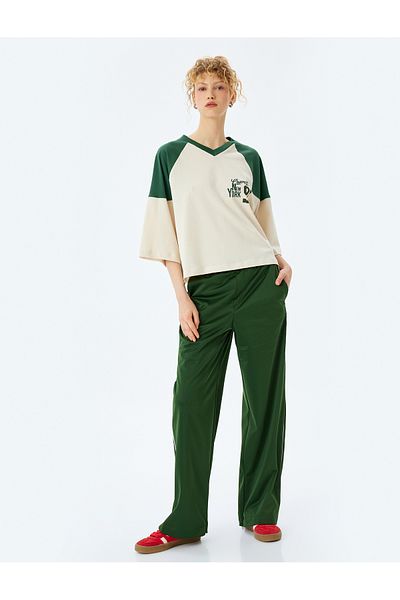 Koton Oversize V-Neck Crop College T-Shirt with Printed Back