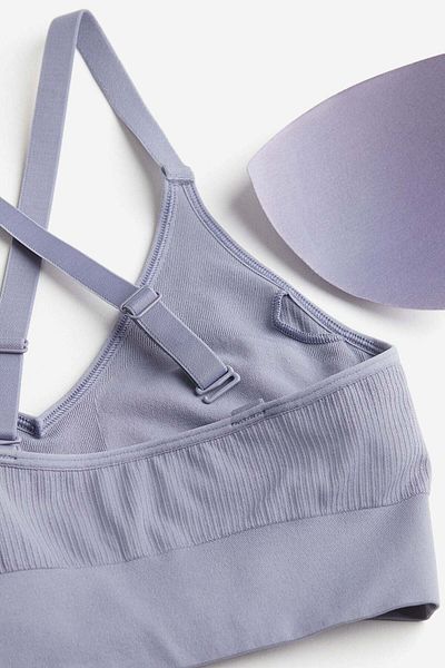 H&M حمالة صدر رياضية بدون درزات ودعم متوسط