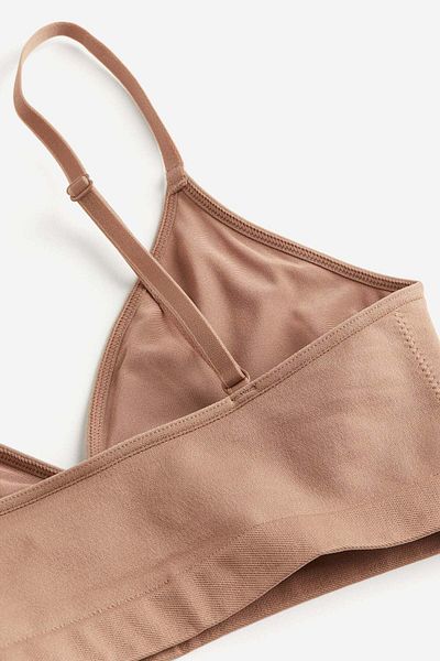 H&M Stretchy & sculpting soft bra