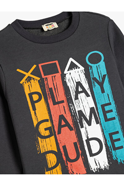 Koton Mikina s dlouhým rukávem a výstřihem na téma hry